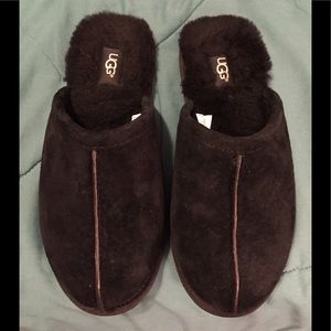 NWT and NIB Ugg Black Pearle Slippers